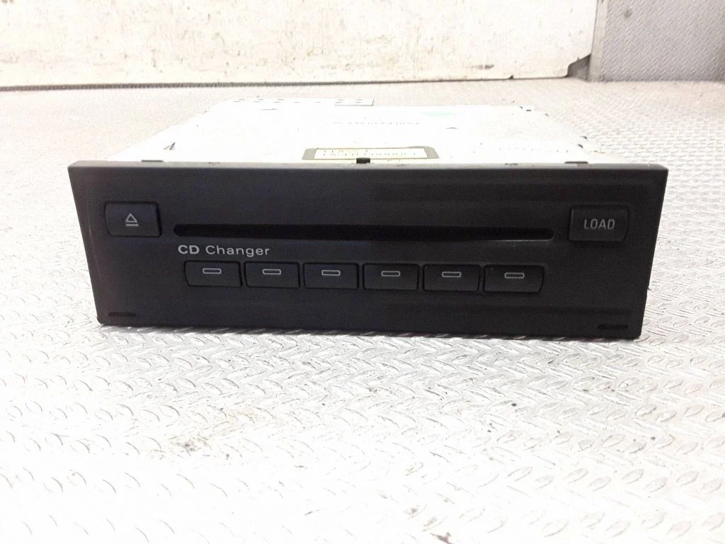 CD/DVD changer 4E0035111