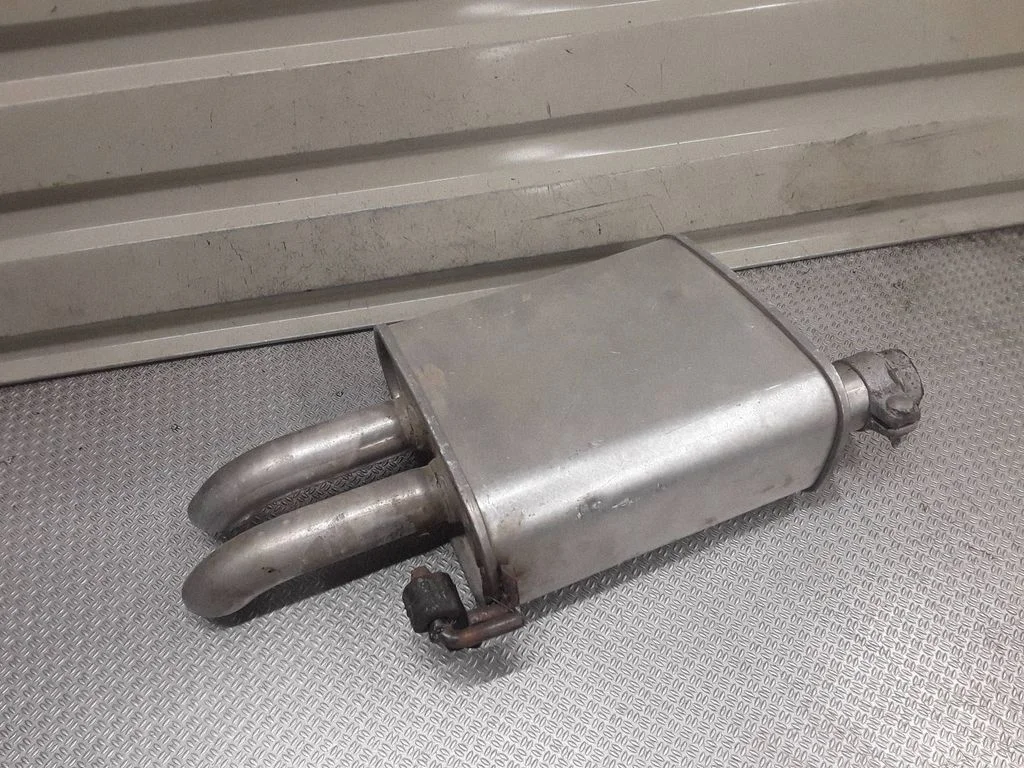 Rear muffler/silencer tail pipe