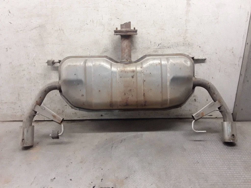 Rear muffler/silencer tail pipe