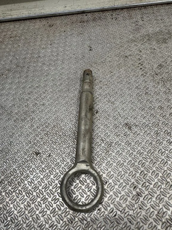 Towing hook eye