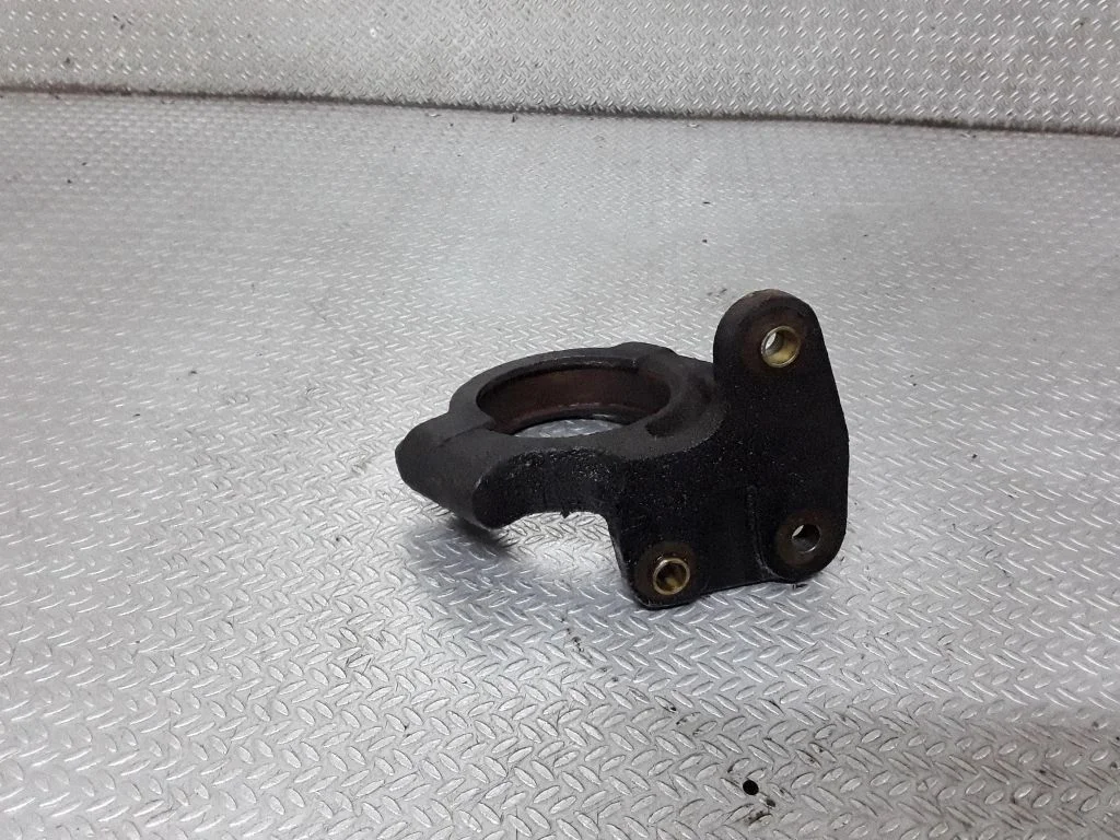 Driveshaft support bearing bracket