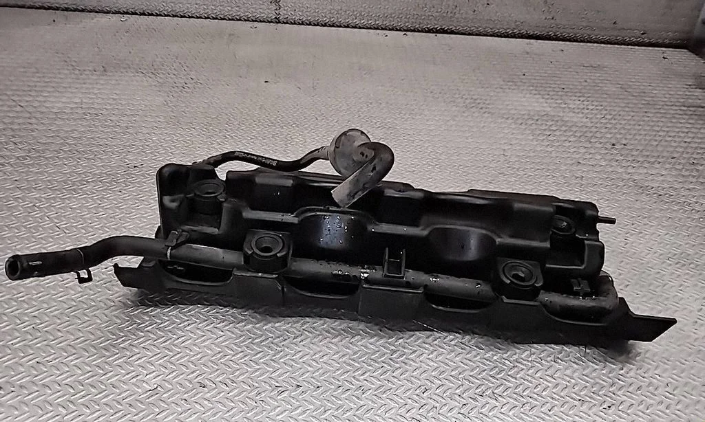 Vacuum air tank 06F129208B