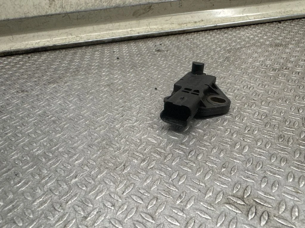 Crankshaft position sensor 9643695780
