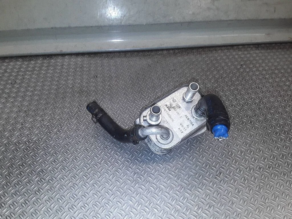 Kütuse jahuti (radiaator) 7L6203491D