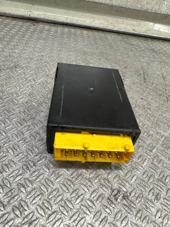Imobilaizera vadības bloks 61358375840