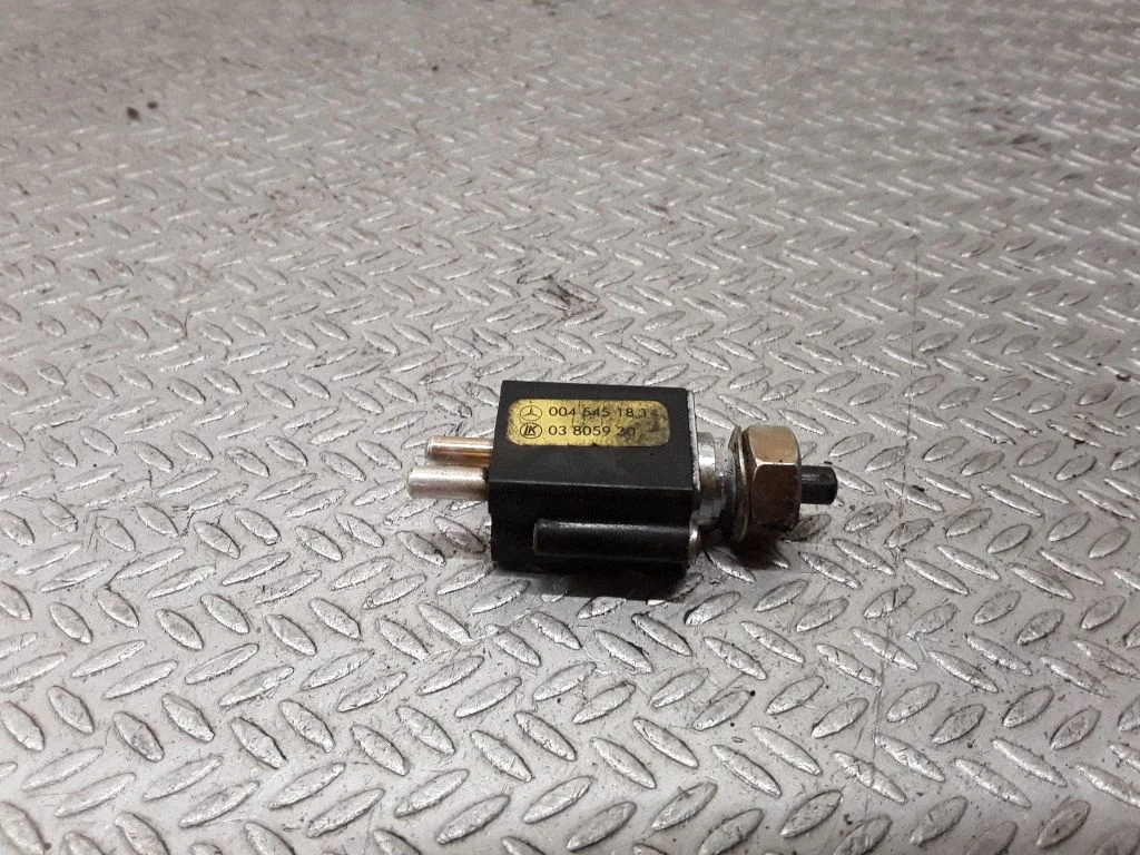 Clutch pedal sensor 0045451814