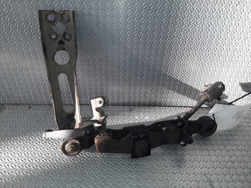 Gear shift rod – Opel Astra F (1992-1998)