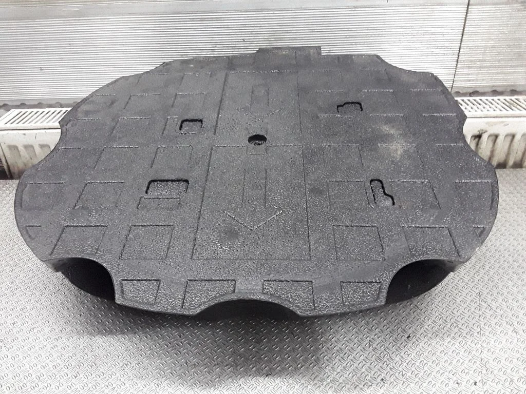 Tool box 52758211