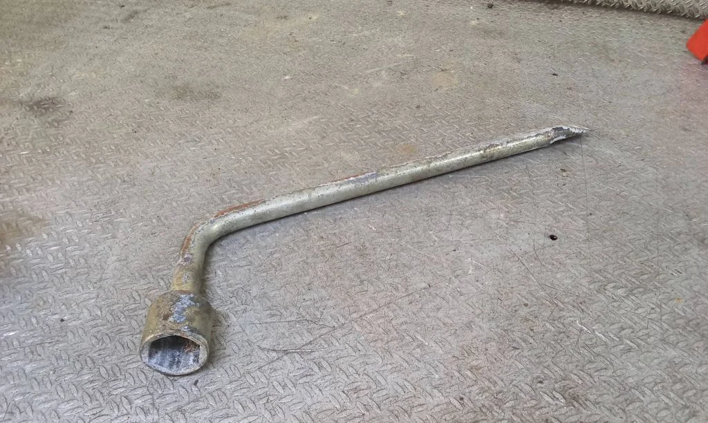 Wheel nut wrench