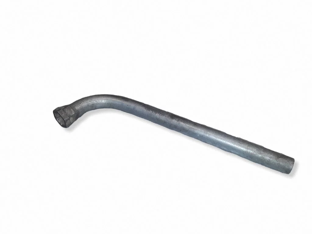 Wheel nut wrench – Volkswagen Passat CC (2008-2016)