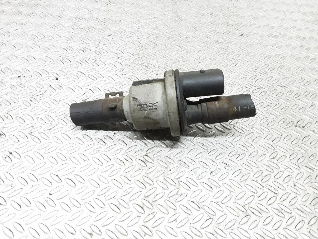 Electromagnetic valve – Skoda Octavia Mk2 (1Z) (2004-2013)