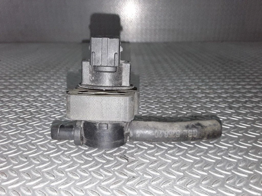 Electromagnetic valve – Mercedes-Benz S-Class W220 (1998-2006)