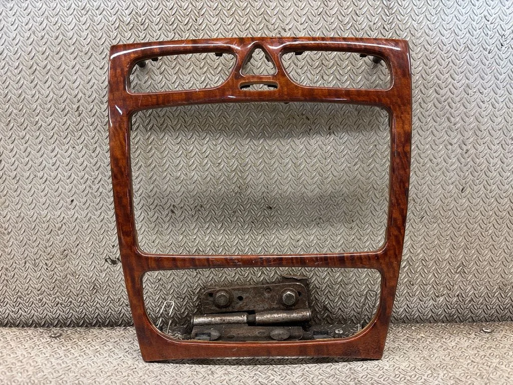 Radio/GPS head unit trim A2036802539