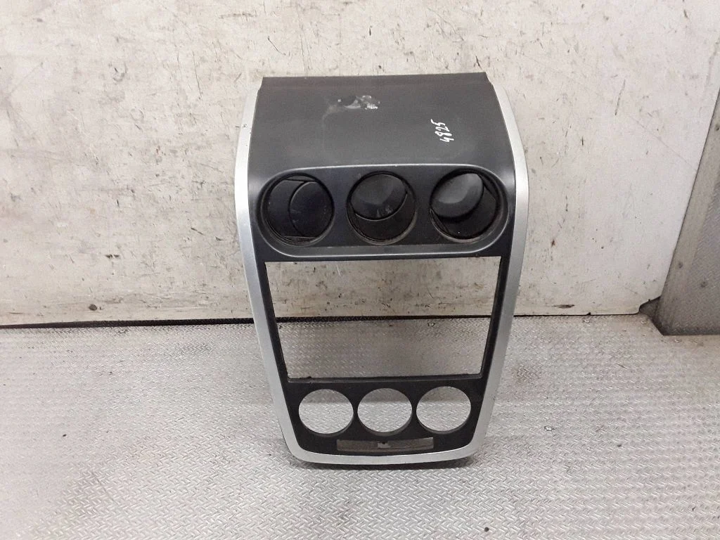Radio/navigācijas apdare EG2155210