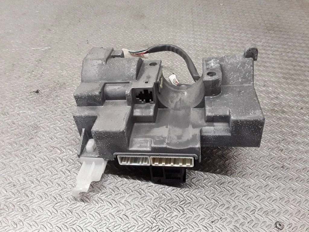 Steering wheel lock