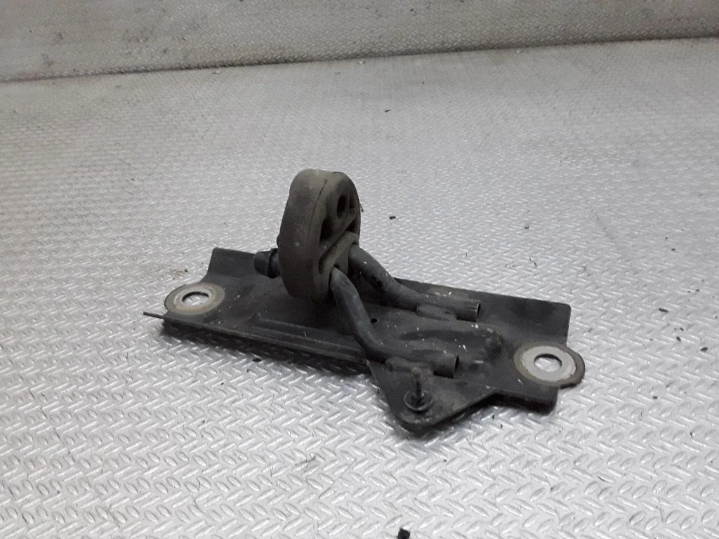Muffler mount bracket/holder