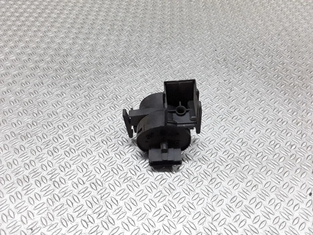 Ignition lock contact – Opel Meriva A (2003-2010)