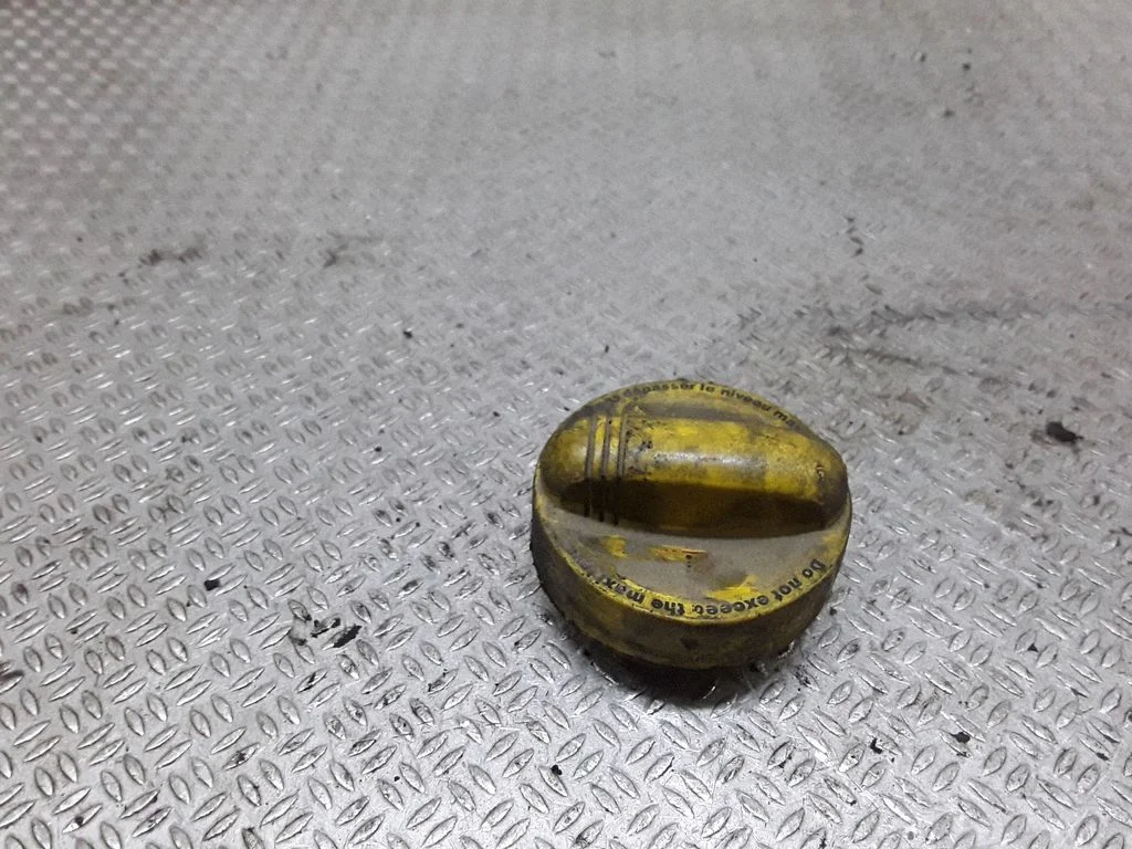Oil filler cap