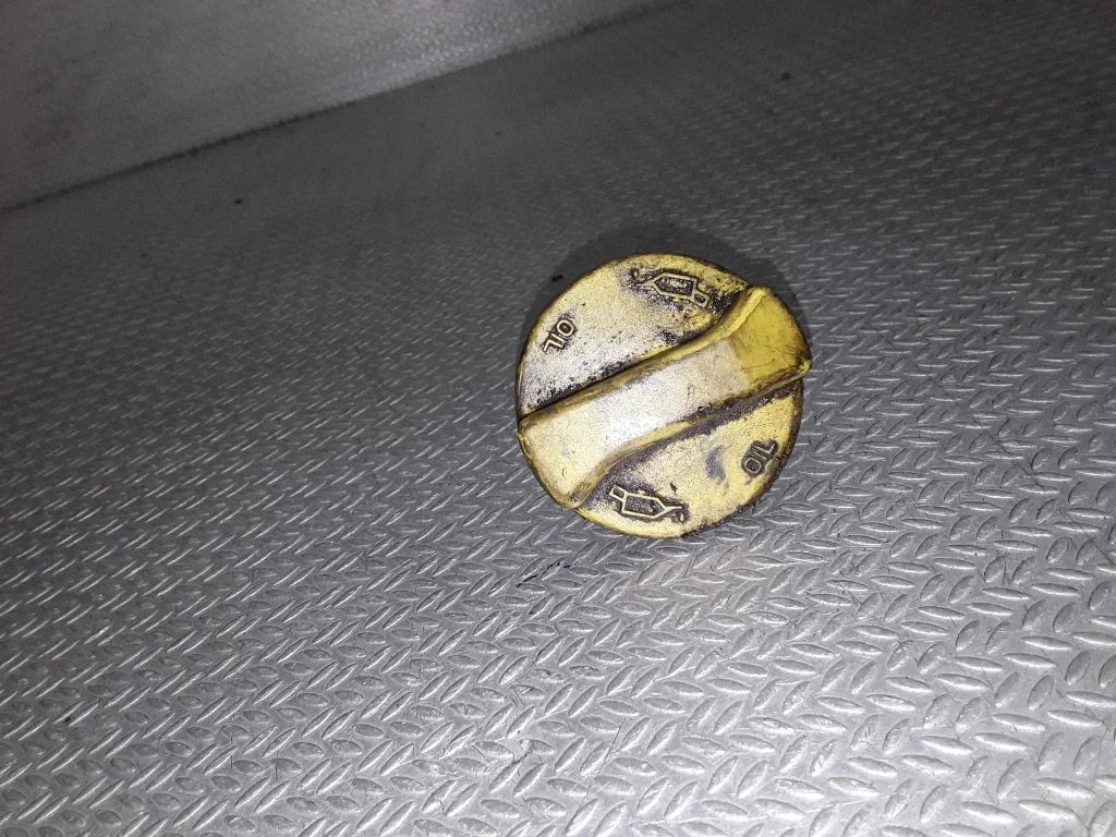 Oil filler cap