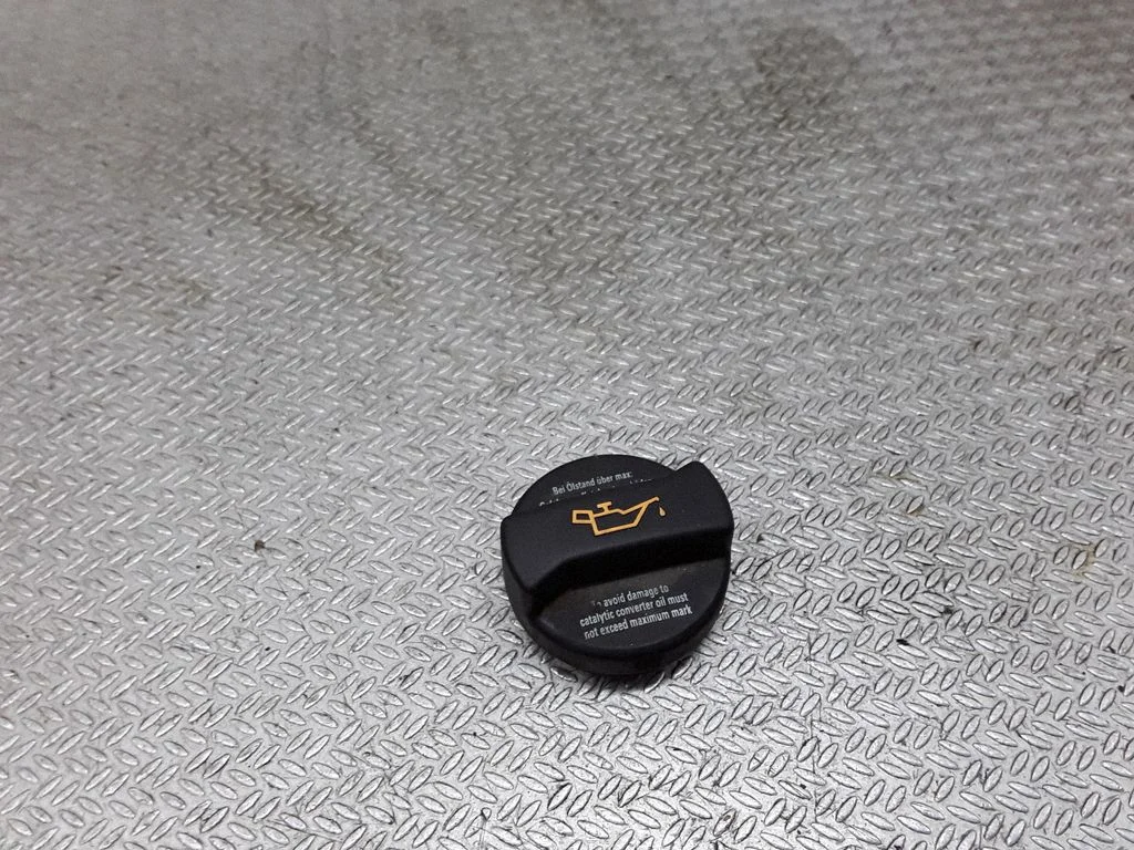 Oil filler cap