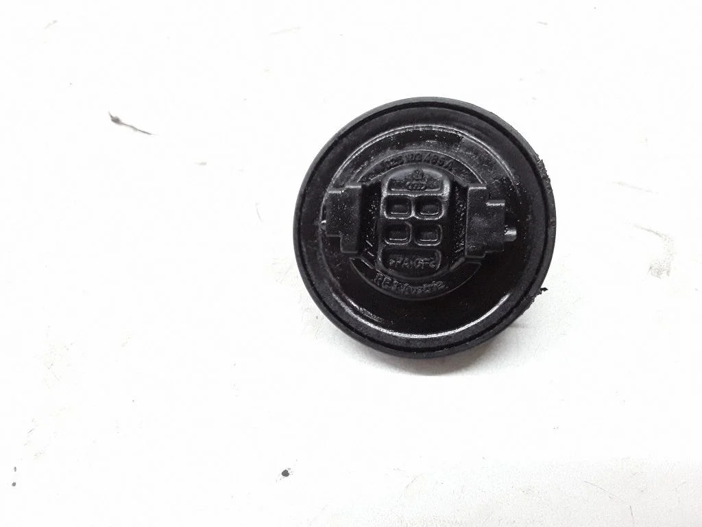 Oil filler cap – Ford Galaxy (1995-2000)