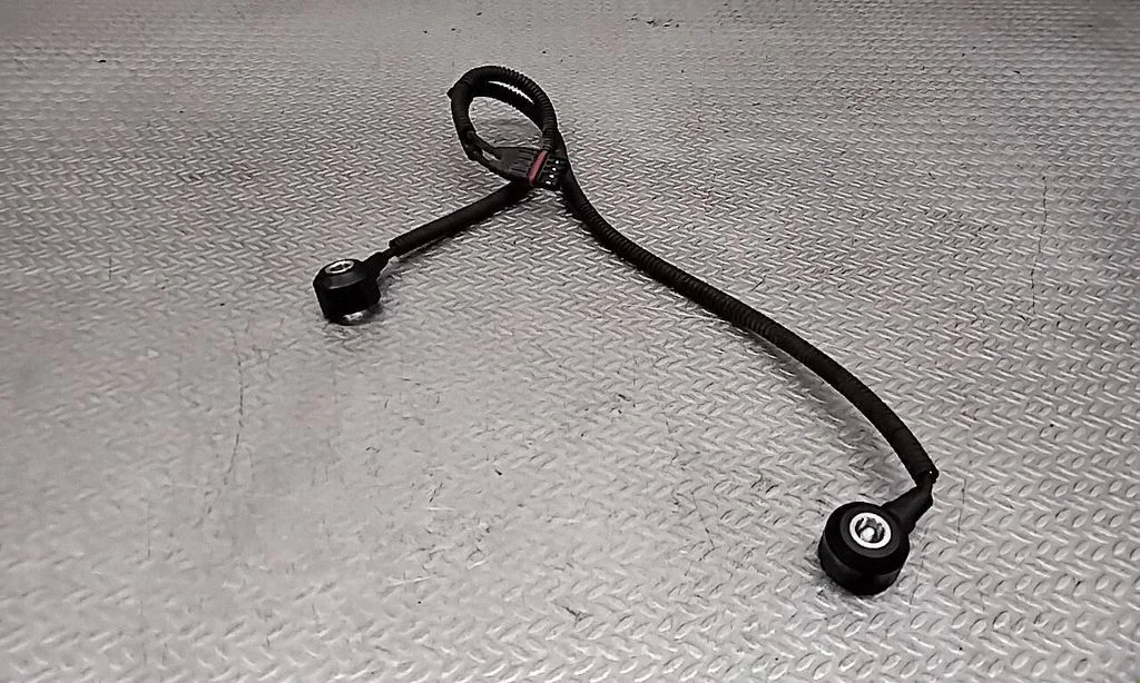 Detonation knock sensor – BMW 7 Series F01 F02 F03 F04 (2008-2016)