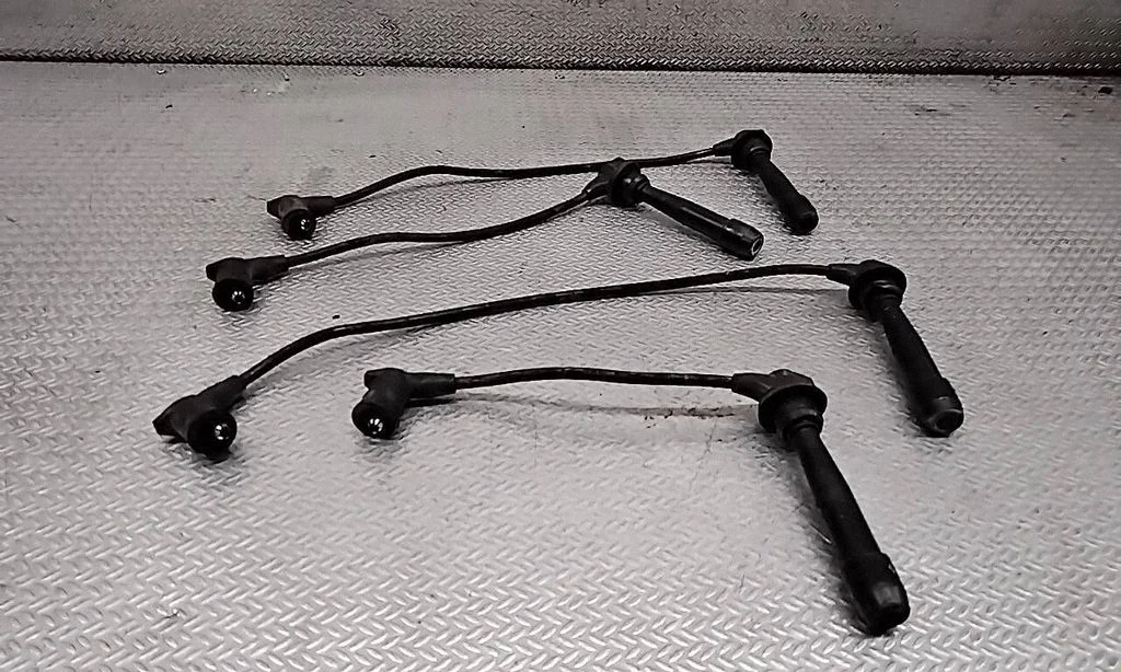 Ignition plug leads
