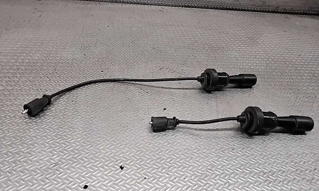 Ignition plug leads