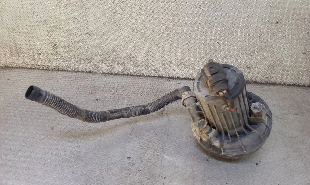 Secondary air pump 8E0906613D