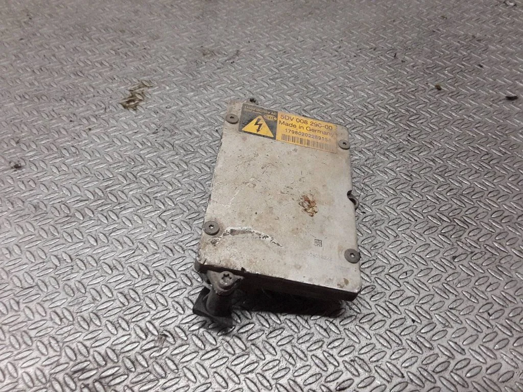 Przetwornica ksenonowa 5DV00829000