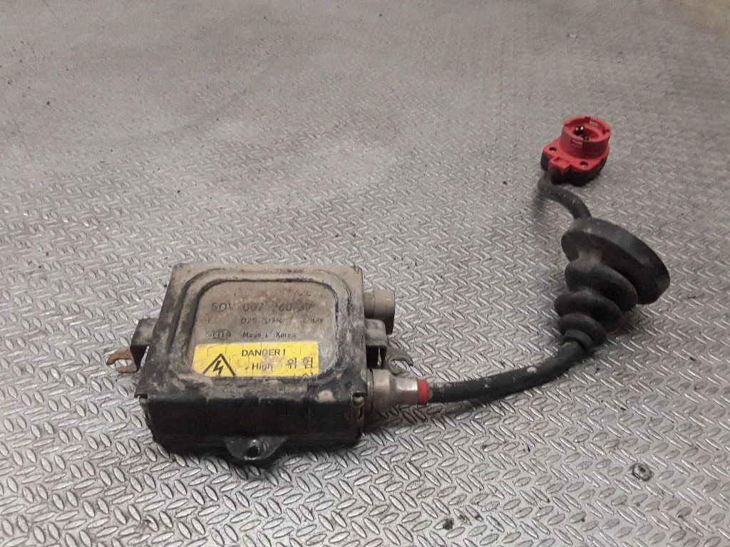 Headlight ballast module Xenon 5DV00776037