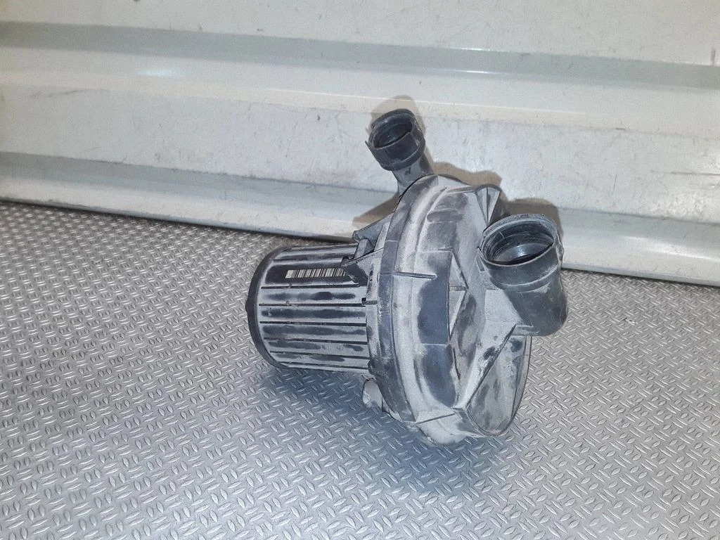 Secondary air pump 06A959253B