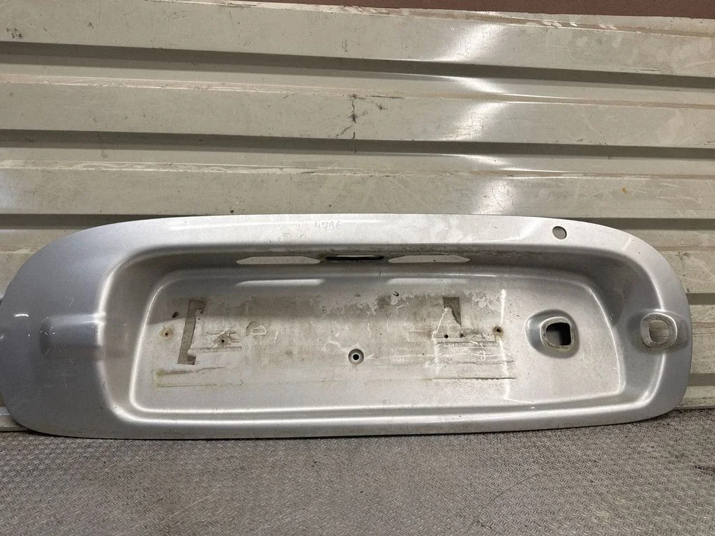 Listwa klapy bagażnika – Hyundai Santa Fe (2000-2006)