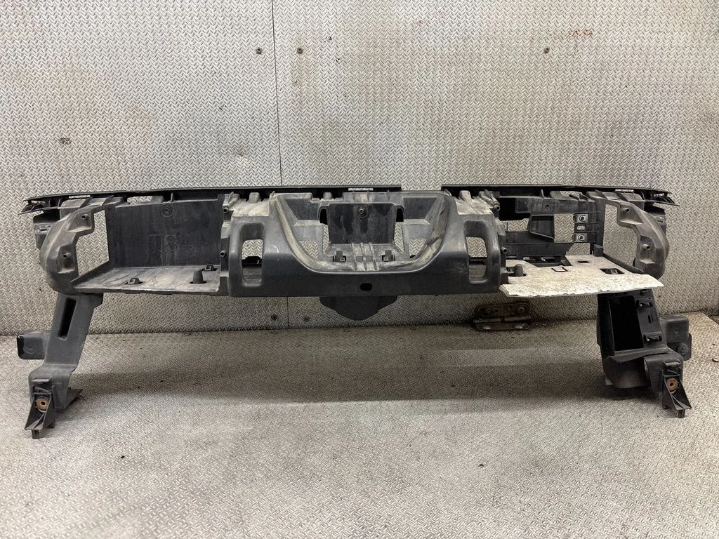Top upper radiator support slam panel – Peugeot 3008 I (2008-2015)