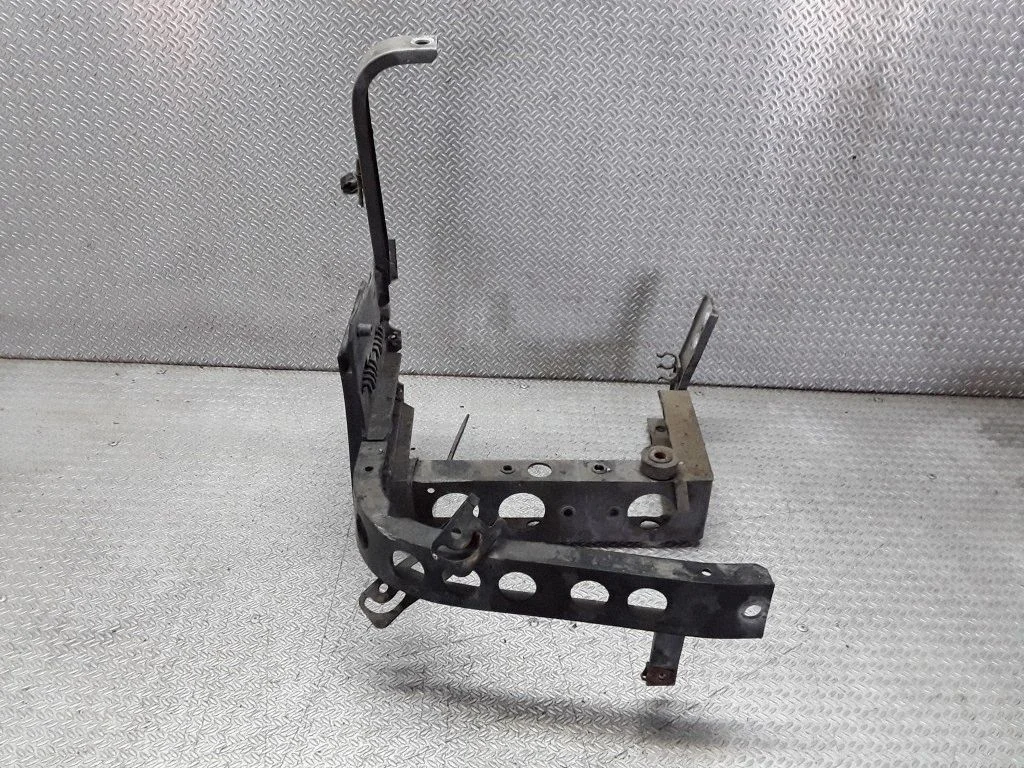 Side radiator support slam panel 4D0821138Q