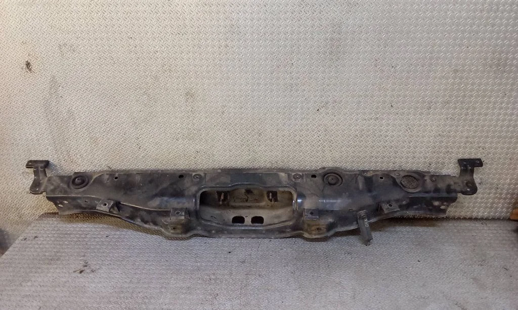 Top upper radiator support slam panel