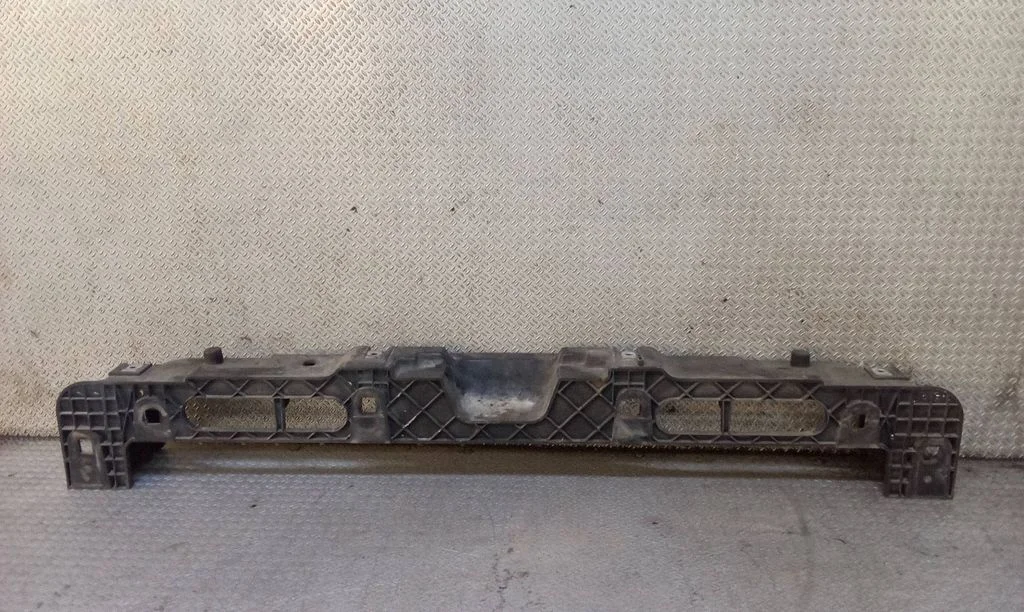 Top upper radiator support slam panel N51807144