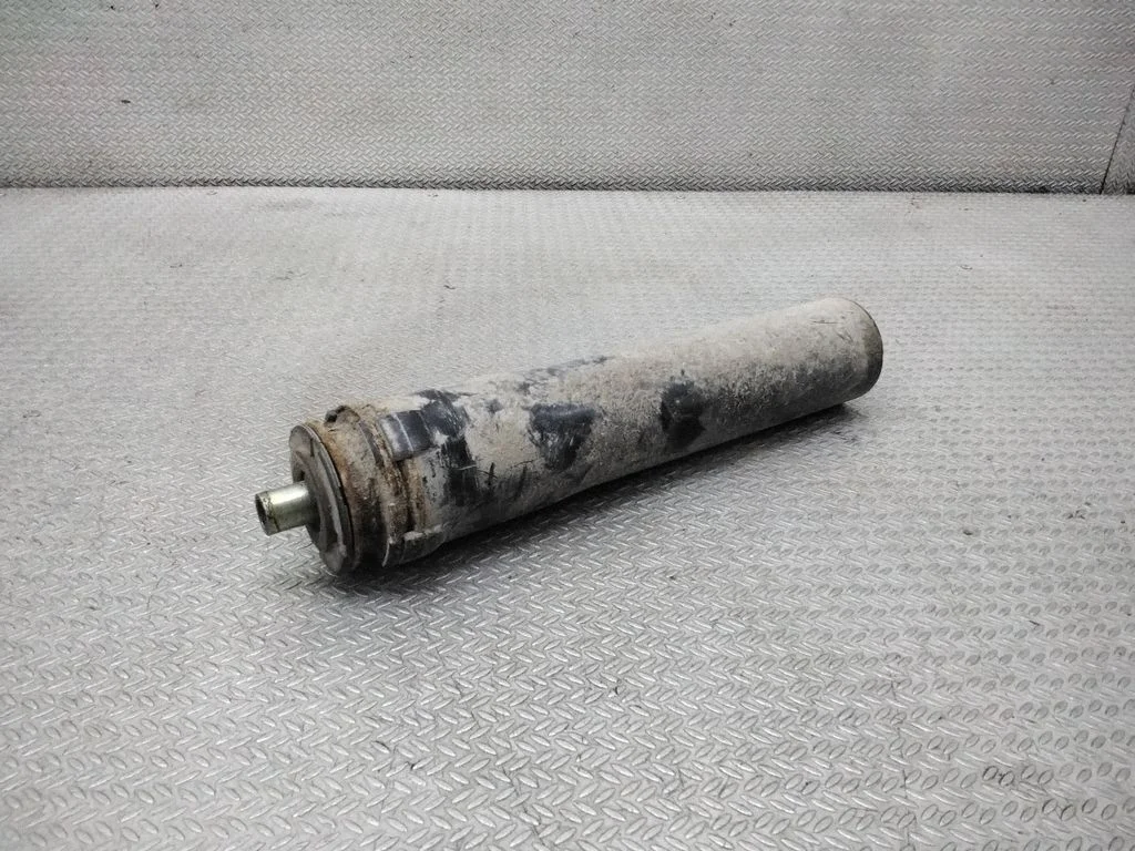 Rear strut damper dust cover boot – Toyota Avensis Verso (2001-2009)