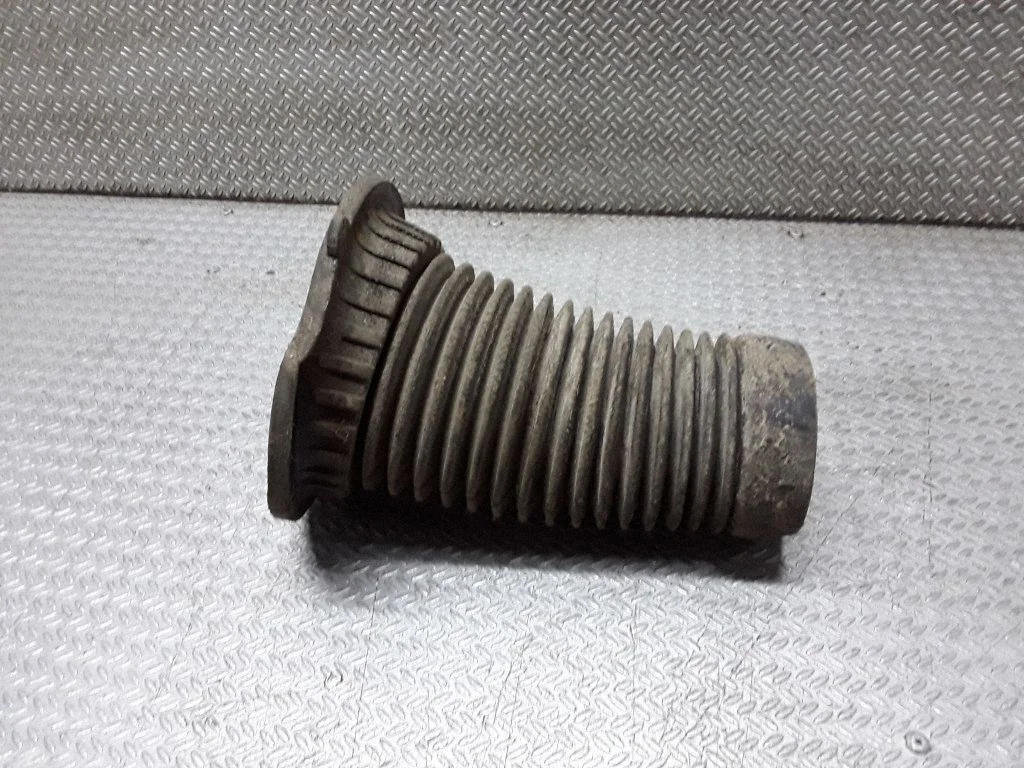 Rear strut damper dust cover boot – Land Rover Freelander (1996-2006)