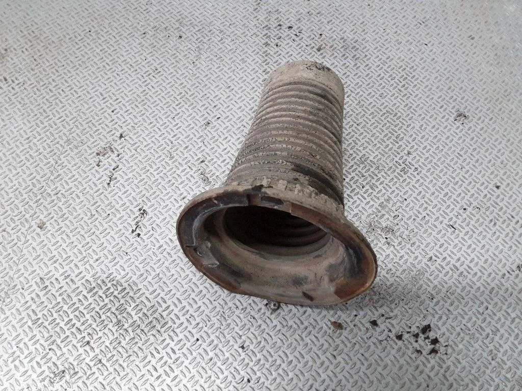 Rear strut damper dust cover boot – Land Rover Freelander (1996-2006)