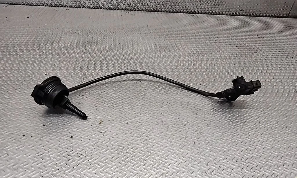 Reversing light switch sensor 012919823F