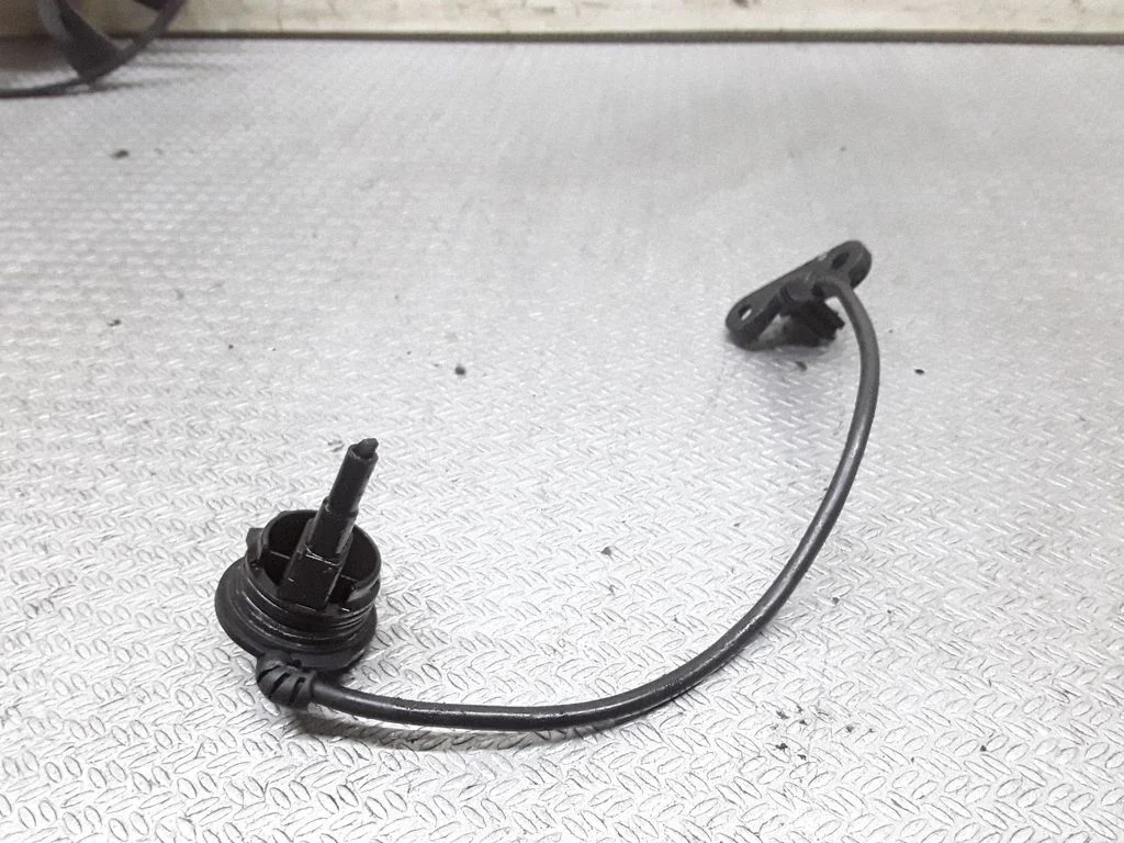 Reversing light switch sensor 012919823F