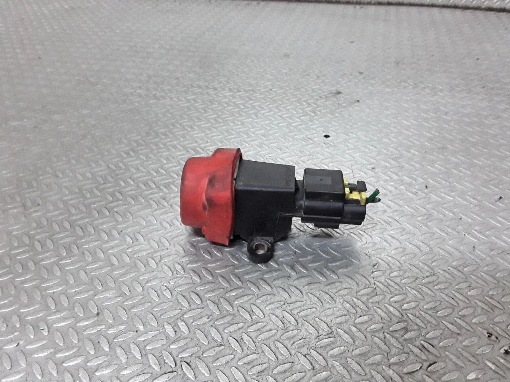 Fuel cut-off switch – BMW X5 E53 (1999-2006)