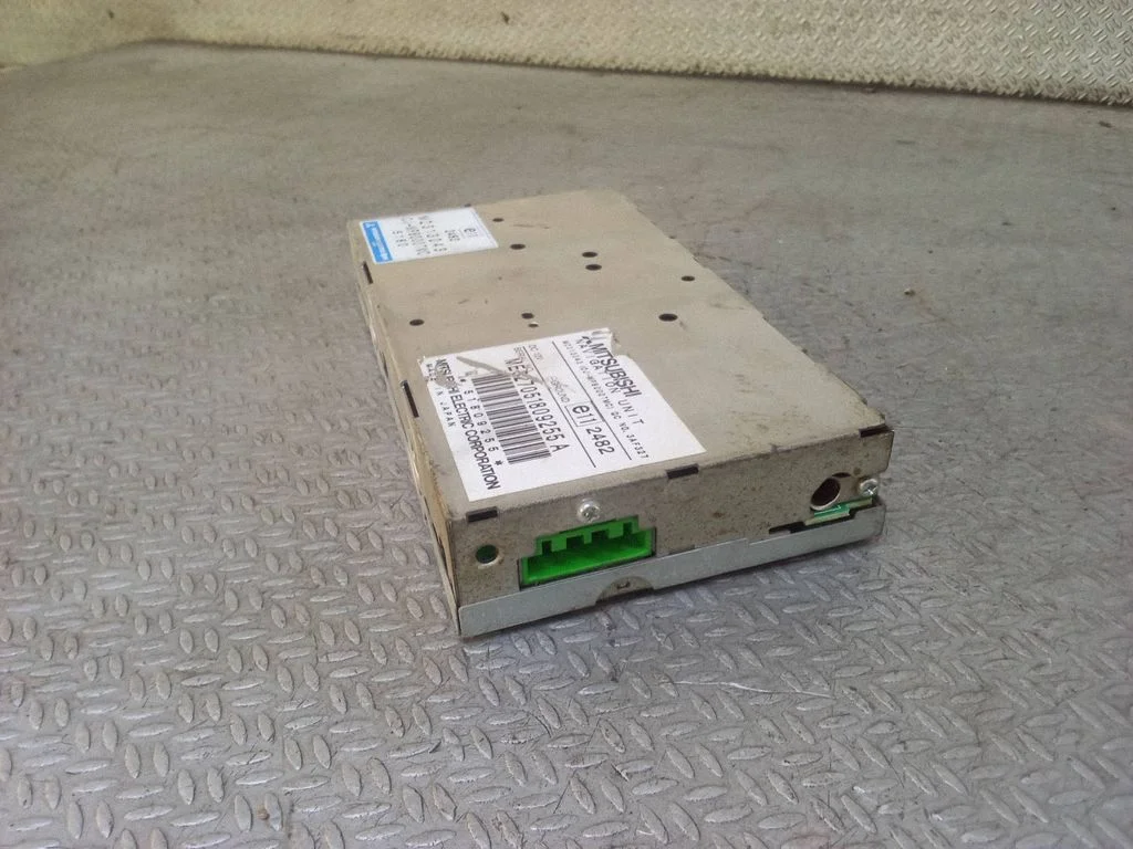 GPS navigation control unit/module MZ313043
