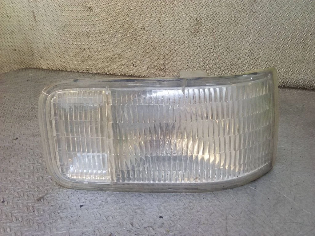 Front reflector 16514962