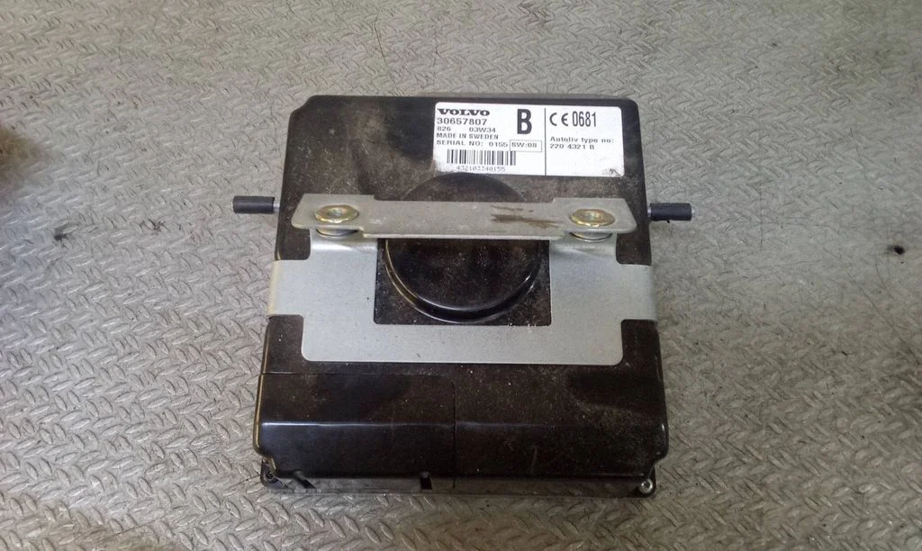 GPS navigation control unit/module 30657807