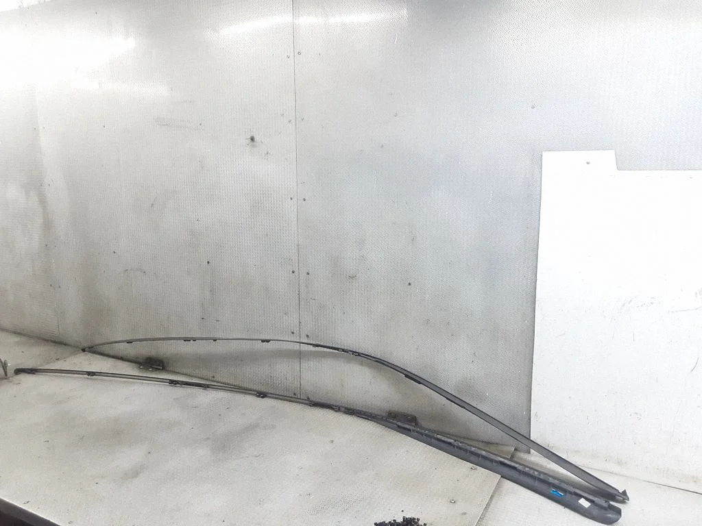 Roof trim bar molding cover – Mercedes-Benz A-Class W169 (2004-2012)