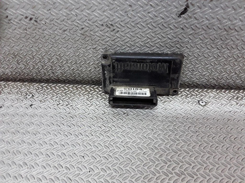 Ignition amplifier control unit – Ford Galaxy (1995-2000)