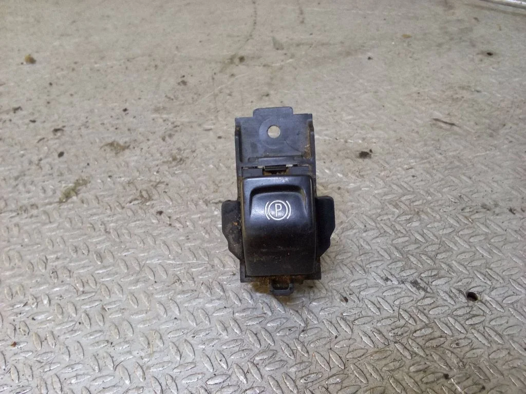 Hand parking brake switch 13271123