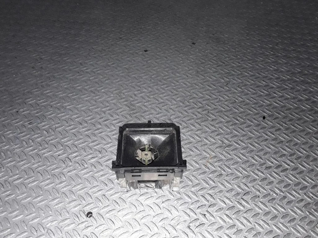 Salongi temperatuuri andur 3D0907542